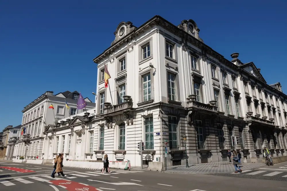 Façade du bâtiment administratif du SPF BOSA à Bruxelles, siège des tests de sélection de Travaillerpour.be.